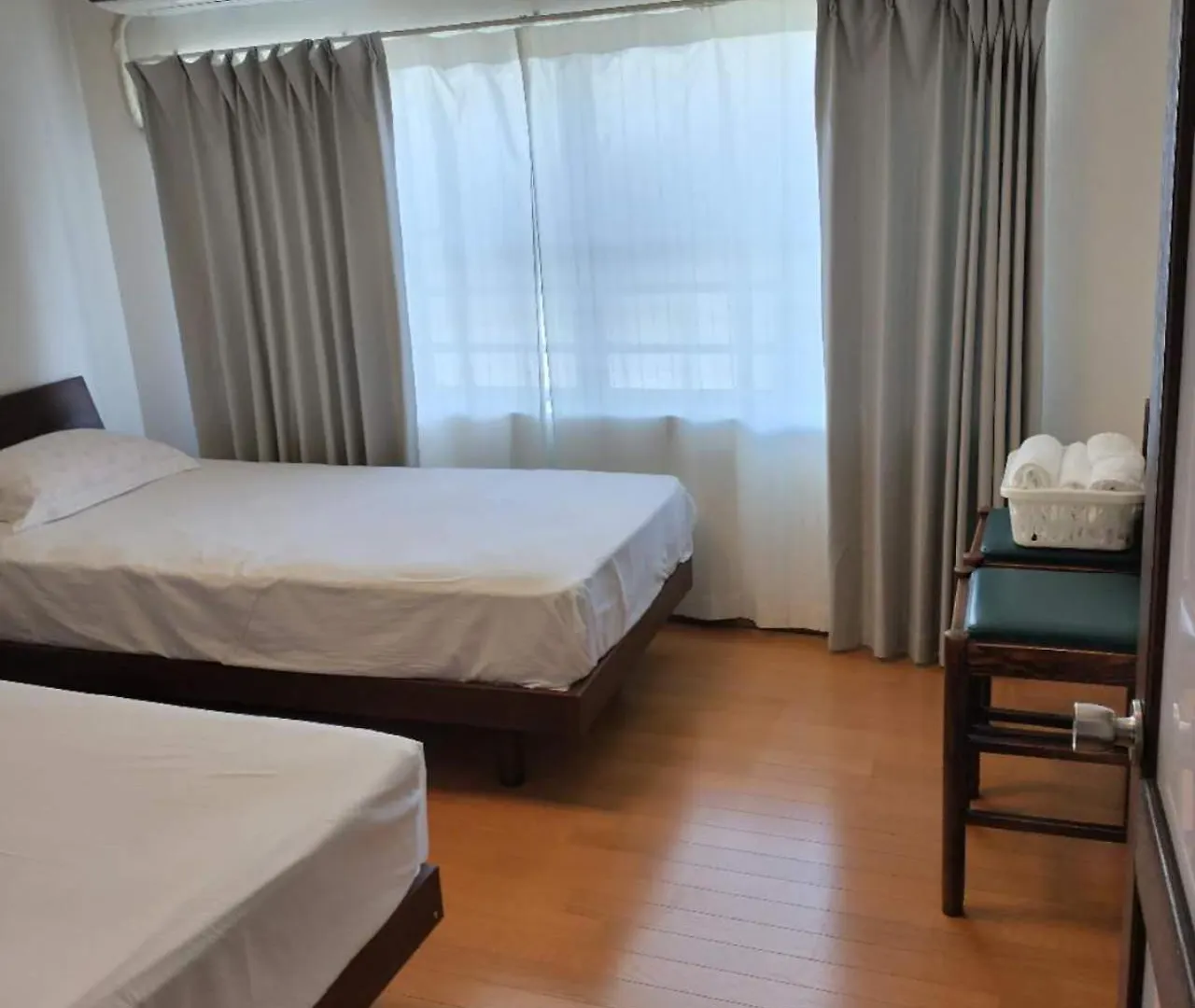 Guesthouse Atelier Ten 民泊アトリエ天 Osaka Japan